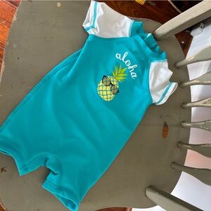 Floatimini Turquoise and White 6mos. Aloha